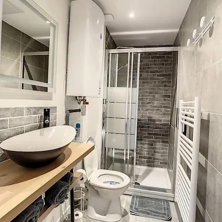 Gare Equipe Netflix Wifi 2pers Appartement *